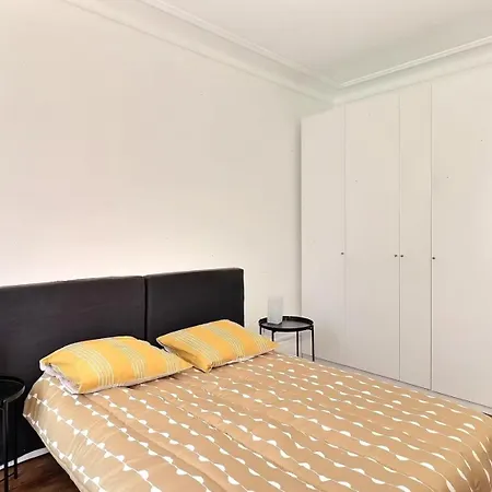 Price 90 Euro One Day,tｅlegram Brysonknot, Holiday home Paris